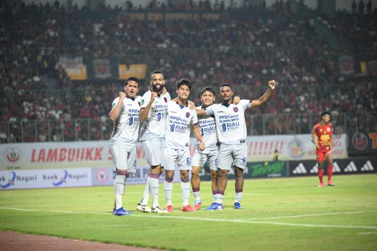 PSPS Curi Tiga Poin di Bekasi, Dimas Wicaksono Bungkam Semen Padang FC