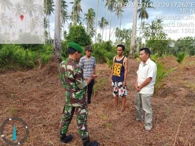 Babinsa Tanamkan Kepada Warga Cintai Lingkungan