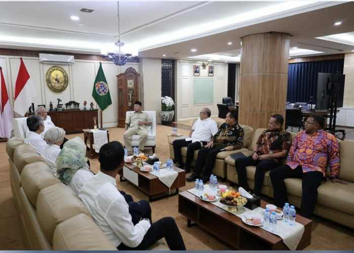 Menteri Nusron menerima kunjungan dari Kepala Otorita Ibu Kota Nusantara (