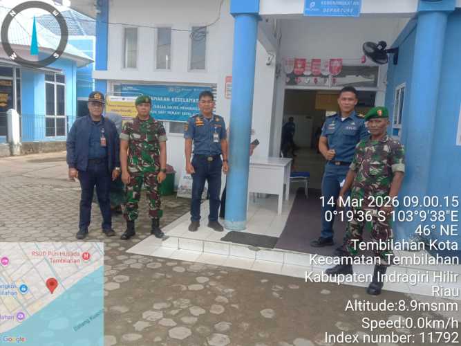 Danposramil 01/Tembilahan Peltu Jaharzam Laksanakan Pengamanan di Pos Pelabuhan Pelindo