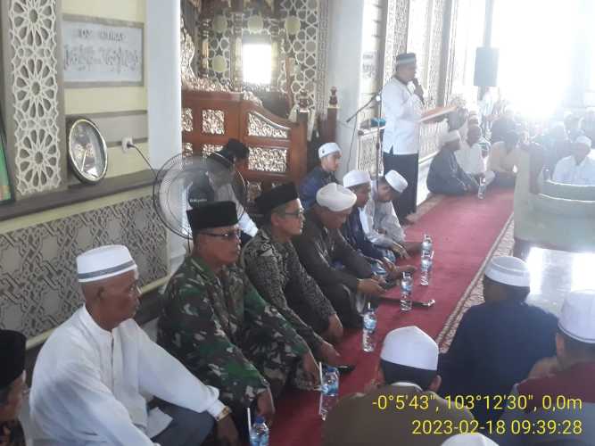 Lewat Isra' Mi'raj,Babinsa Himpun Warga dalam Ukhuwah Islamiyyah