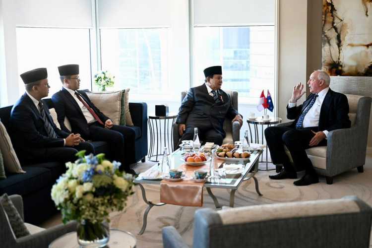 Di Tengah Kunjungan Kenegaraan, Presiden Prabowo Diskusi Hangat dengan Mantan PM Paul Keating
