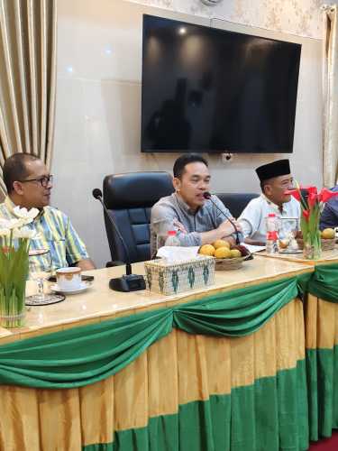 Galeri Pj Bupati Erisman Yahya Sambut Hangat Kunjungan Wartawan Inhil