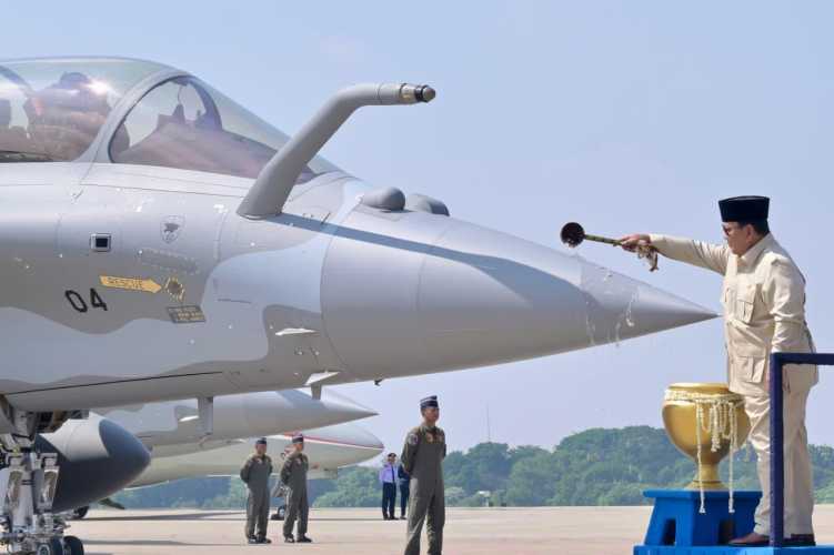 Presiden Prabowo Serahkan Pesawat MRCA Rafale dan Sistem Pertahanan Modern kepada TNI