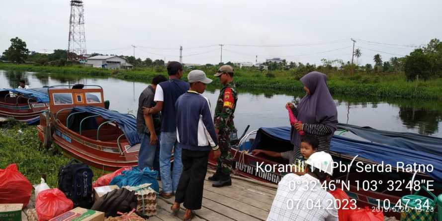 Babinsa Lakukan Penyuluhan di Pelabuhan Desa