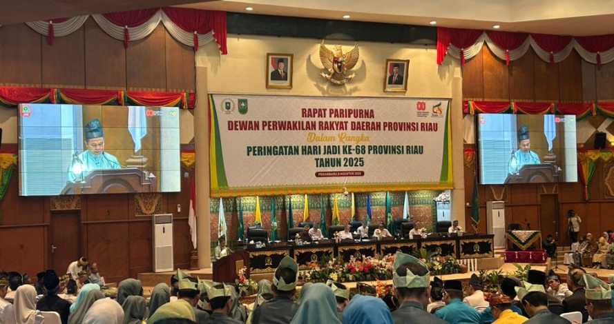 HUT ke-68 Riau, Gubri: Saatnya Tata Ulang Kebijakan Untuk Optimalisasi Potensi Daerah