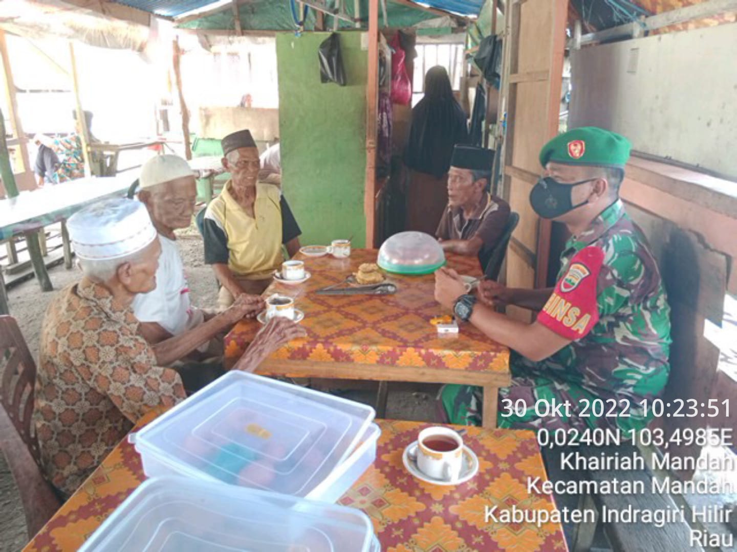 Serda Roni Thabrani Babinsa Koramil 08/Mandah Ingatkan Warga Jangan Terpengaruh Narkoba