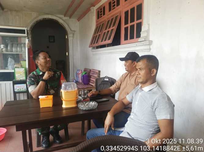 Babinsa Koramil 12/Batang Tuaka Gelar Dialog Sosial Cegah Narkoba dan Judi Online
