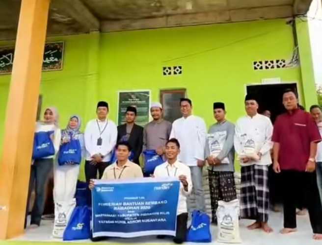 BULOG KC Tembilahan Gandeng Yayasan Nurul Asror, Wujudkan Kepedulian di Bulan Berkah