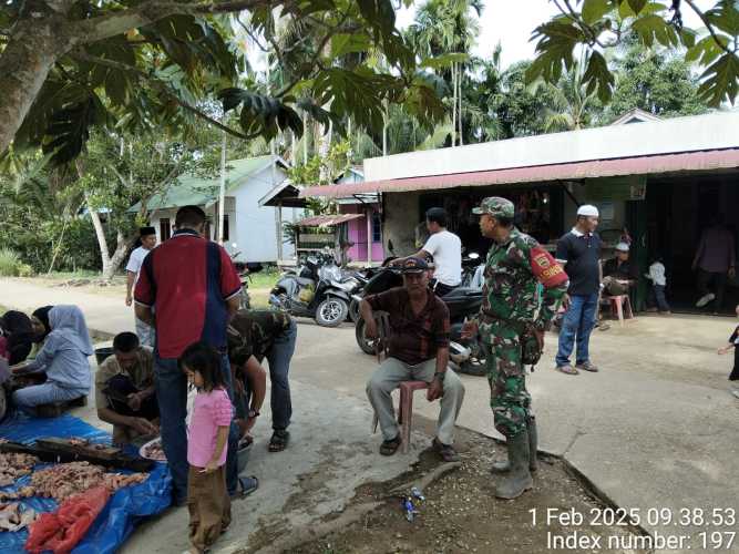 Babinsa Sertu Suratno Hadir di Tengah Warga, Ajak Kolaborasi untuk Lingkungan Aman dan Sejahtera