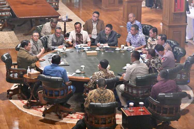 Ratas di Hambalang, Presiden Prabowo Bahas Aspirasi Pekerja hingga Peran Kampus Bangun Daerah