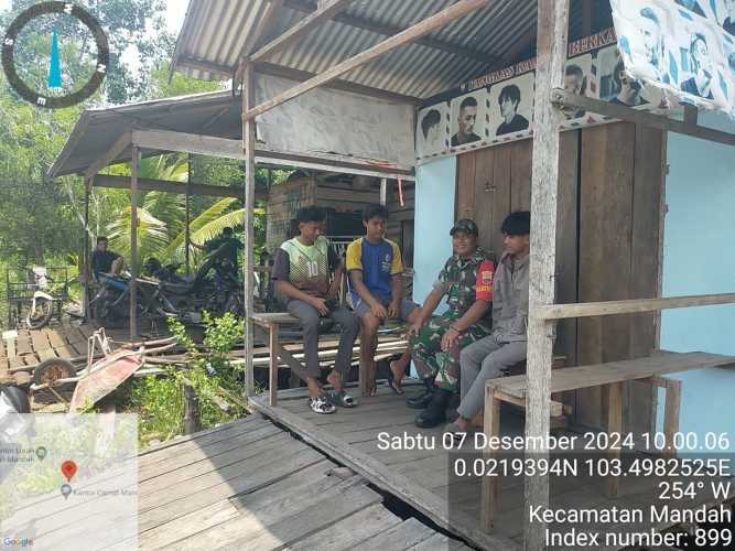 Babinsa Bolak Raya Anjangsana Dengan Warga Ciptakan Keakraban