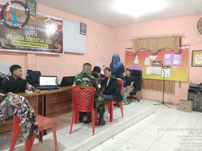 Babinsa Koramil 01/Tbh Gelar Komsos dengan Perangkat Kelurahan Tembilahan Hulu
