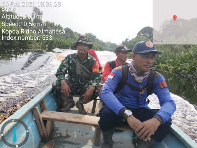 Babinsa Bersama RPK Patroli Lintas Sungai