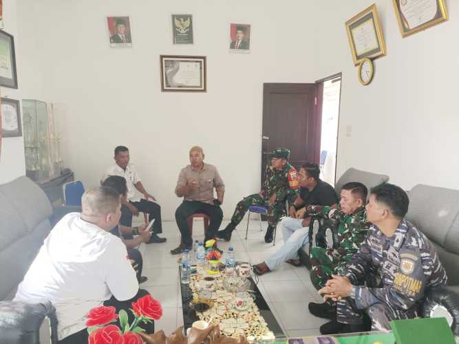 Terkait Penodongan Pistol Camat Tanjung Balai Kumpulkan Forkopimcam