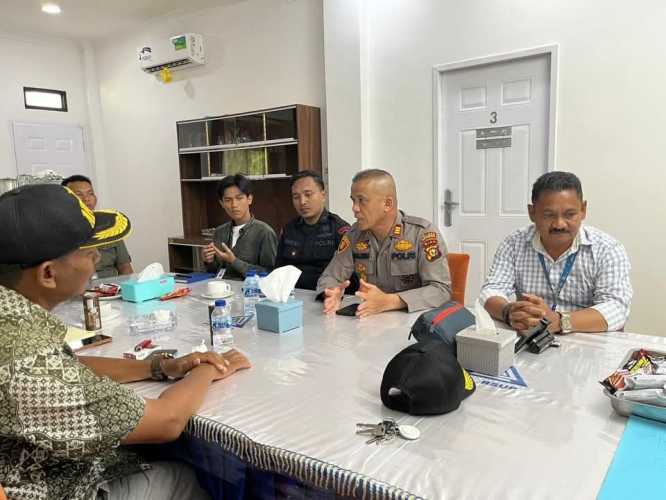 Kapolsek Pulau Burung Pimpin Rapat Forkopimcam Pencegahan Karhutla, Tegaskan Sinergi dan Patroli Terpadu di Pulau Burung