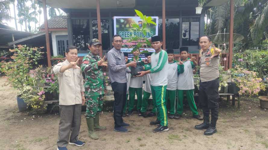 Polsek Tempuling Gelar Program Green Policing, Tanamkan Cinta Lingkungan Sejak Dini