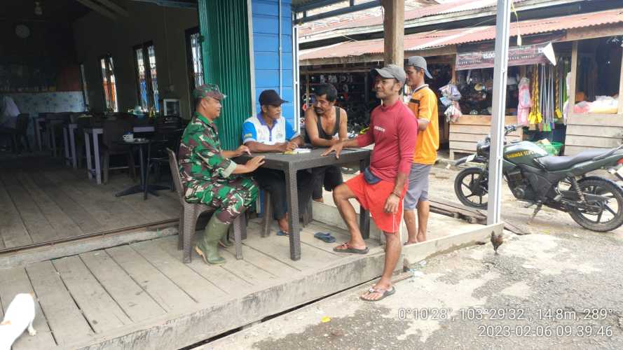 Babinsa Cegah Pengaruh Miras dan Efeknya