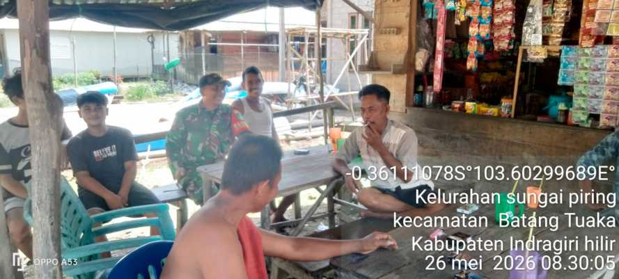Babinsa Kuala Sebatu Imbau Warga Waspada Cuaca Panas dan Larang Bakar Lahan