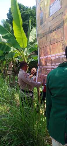 Hadapi Musim Kemarau, Personil Polsek Enok Himbau warga Waspada Karhutla