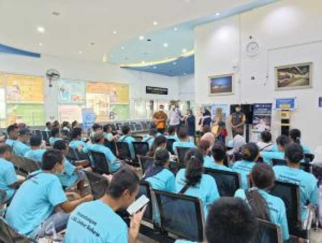 Indomal Dynasty Sandar di Dumai, Bawa 114 PMI Bermasalah dari Negeri Jiran