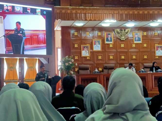 Melalui Webinar, Dinkes Siak Perkuatkan Jaringan Kesehatan di Setiap Kecamatan