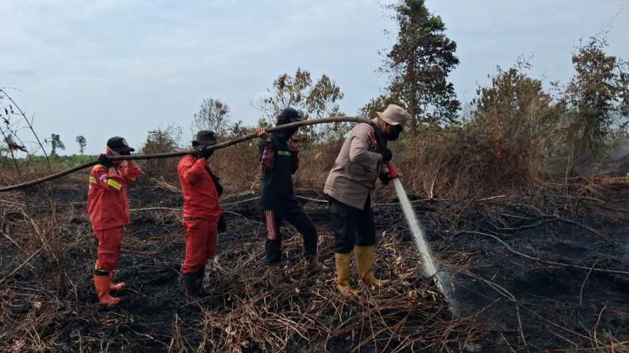 Sejarah Baru di Pekanbaru: Setelah Satu Dekade, Petugas Lapangan Kembali Terima THR Satu Bulan Gaji