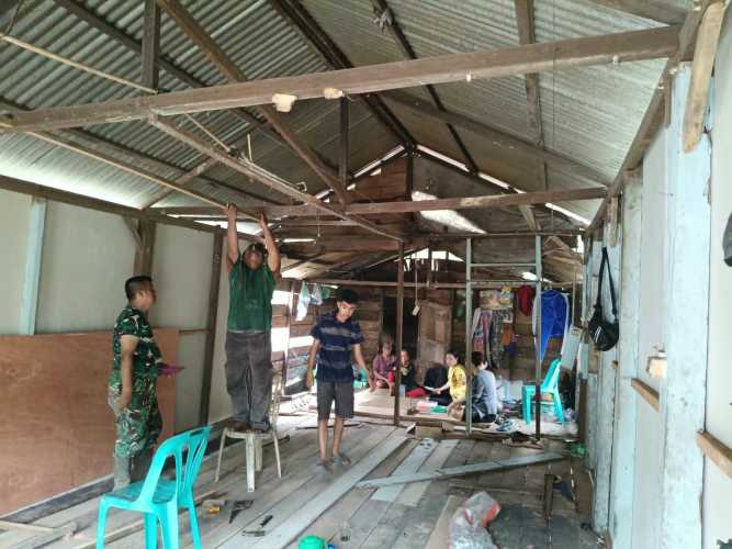 TMMD ke-130 Kodim 0314/Inhil: Gotong Royong Prajurit dan Warga Keritang Percepat Pembangunan RTLH