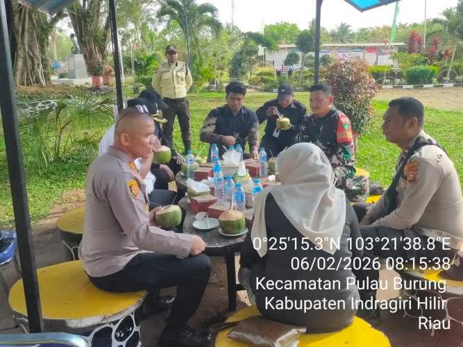 Babinsa Desa Sri Danai Jaya meningkatkan animo pemuda desa untuk mendaftar TNI