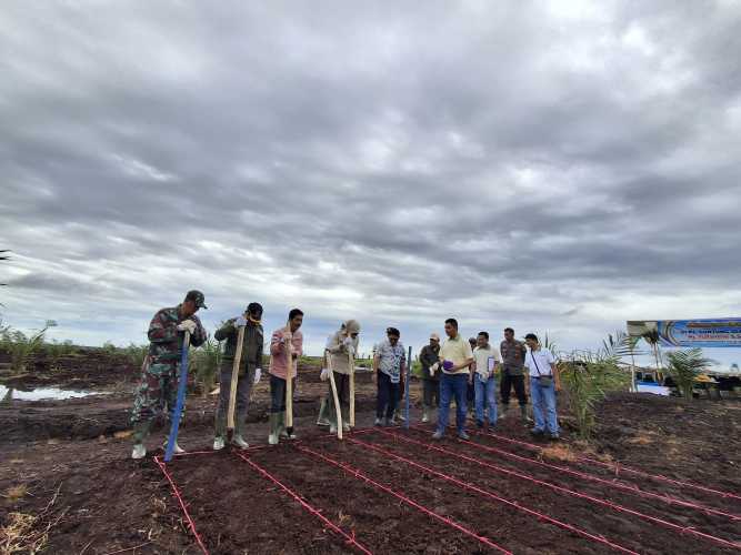 Danramil 08/Mandah Kapten Inf Rohadi Handoko Hadiri Acara Penanaman Serentak 1 Juta Ha Jagung untuk Ketahanan Pangan di PT GIN