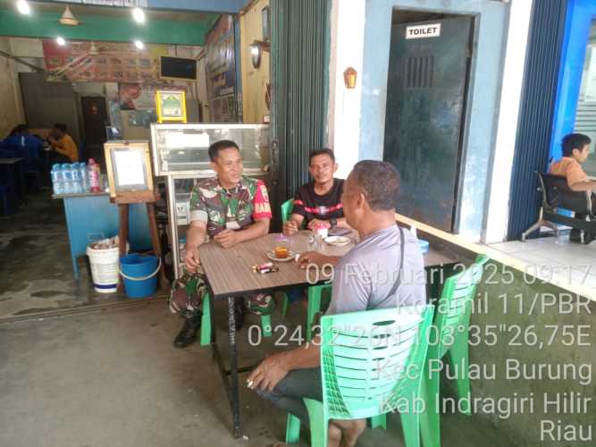 Koramil 11/PBR Kodim 0314/Inhil Gelar Komunikasi Sosial untuk Jaga Kebersihan dan Keamanan Lingkungan