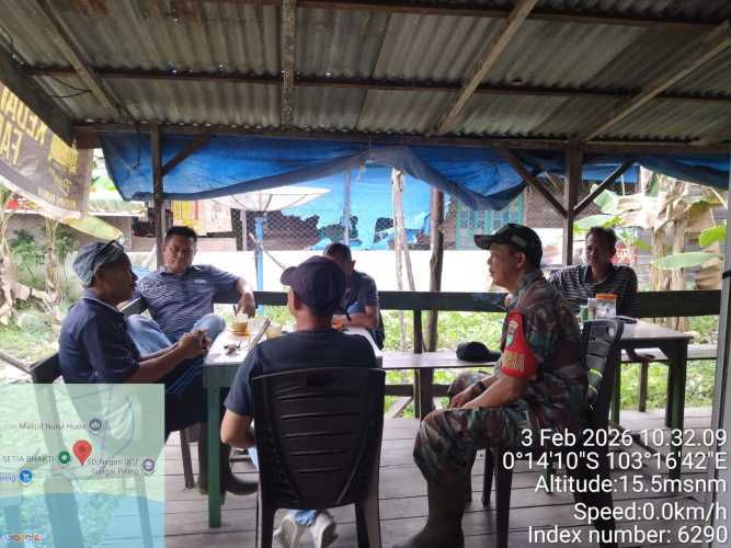 Babinsa Sungai Piring Edukasi Orang Tua Awasi Pergaulan Anak