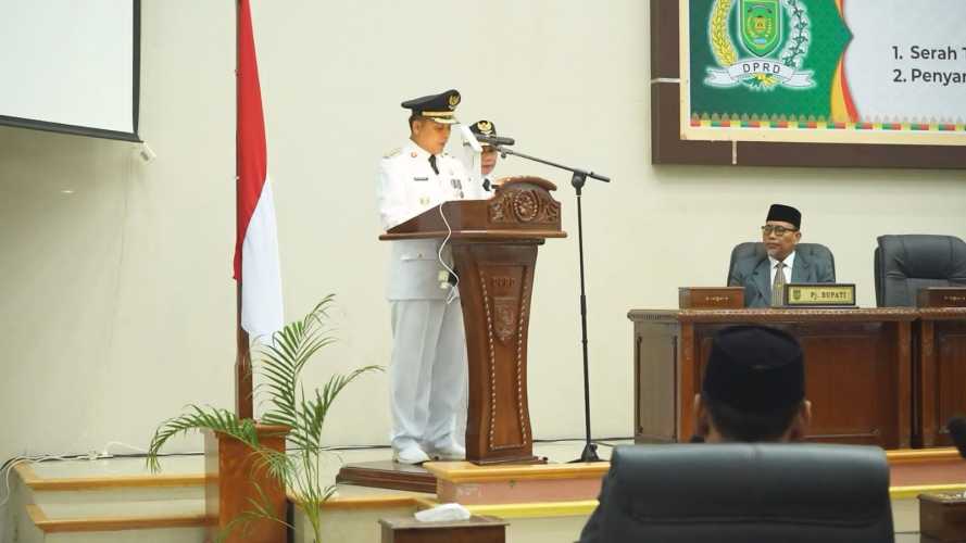 Galeri DPRD Inhil Gelar Paripurna ke-7