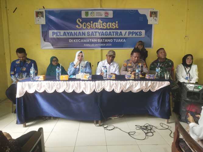 Camat Batang Tuaka Buka Sosialisasi Pelayanan Satyagatra/PPKS di Desa Sungai Dusun