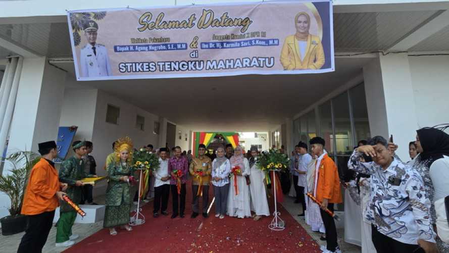 Soft Opening Kampus Baru STIKes Tengku Maharatu, Karmila Sari Dorong Peningkatan SDM Kesehatan