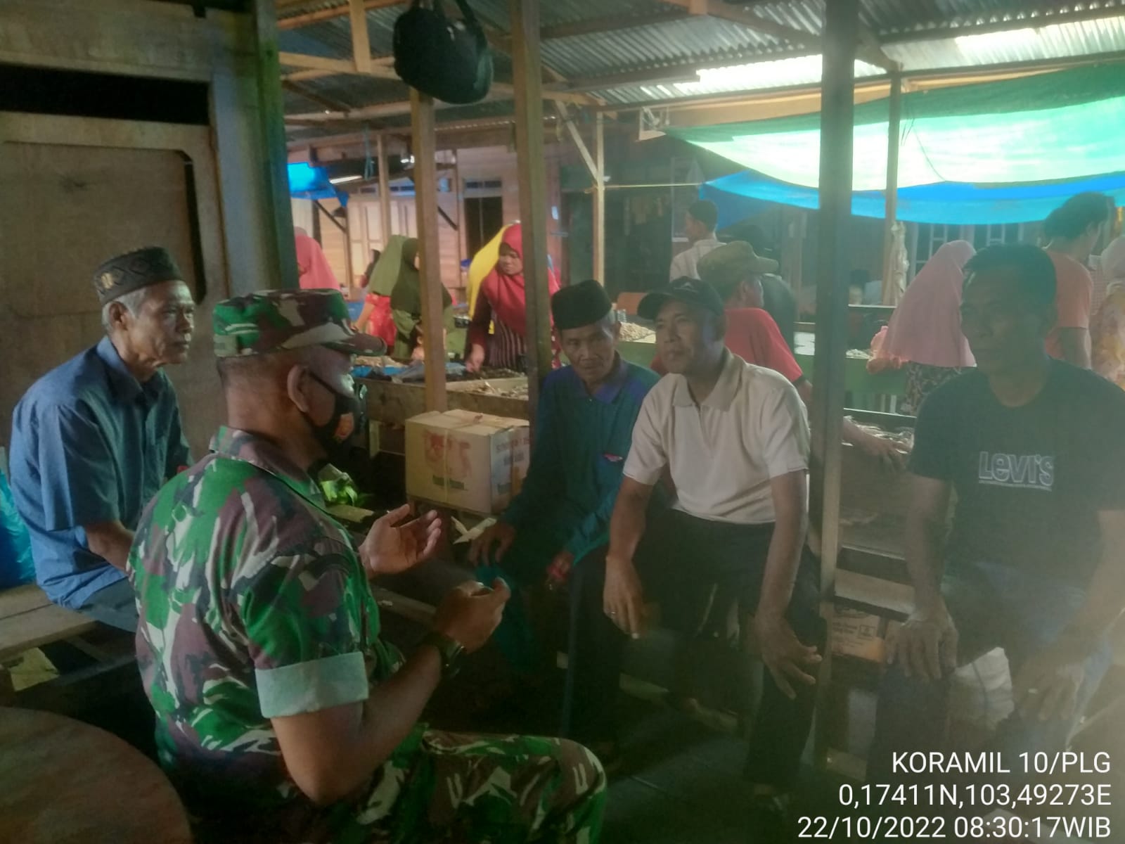 Serda Mulyadi Babinsa Koramil 10/Pelangiran Melakukan Pemecahan Masalah