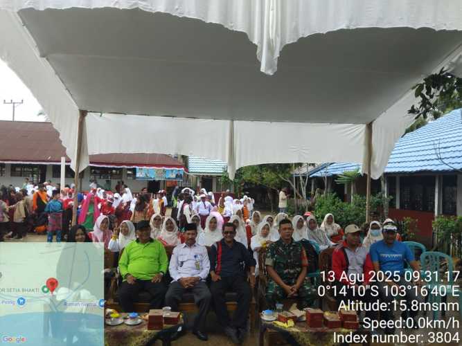 Babinsa Koramil 12/Btk Sertu Januar Effendi Meriahkan HUT RI ke-80 dan HUT Pramuka ke-64 di Inhil