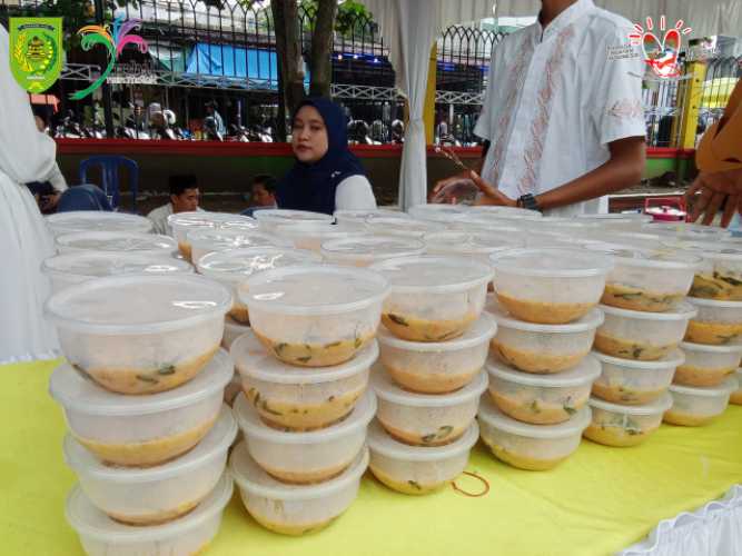 Bubur Asyura Makanan yang Selalu Disajikan Saat Event Wisata Religi Gema Muharram di Inhil