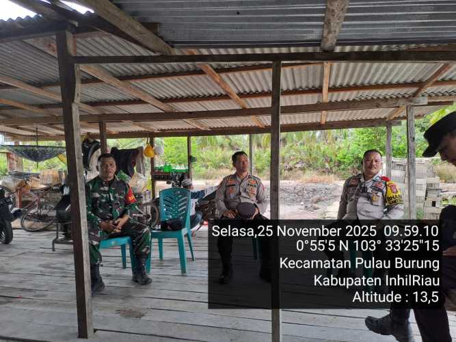 Babinsa Laksanakan  kegiatan Pengawasan SDM bersama Polsek Pulau Burung: