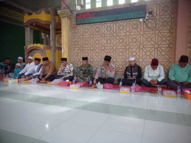 Danramil 11/Pulau Burung mendampingi Wakil Bupati Inhil dalam Safari Religi dan Kunjungan Kerja