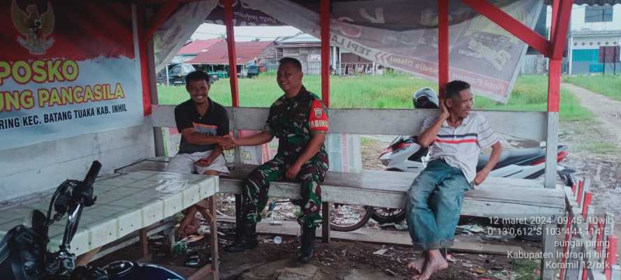 Mengisi Bulan Ramadhan, Babinsa Tingkatkan Keimanan di Kampung Pancasila