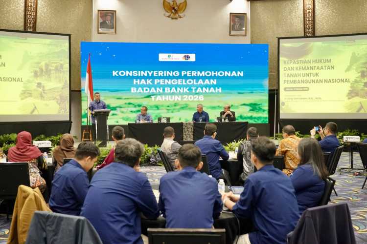 Konsinyering HPL Badan Bank Tanah, Wamen Ossy Ingatkan Soal Keseimbangan Kecepatan Layanan dan Kepastian Hukum