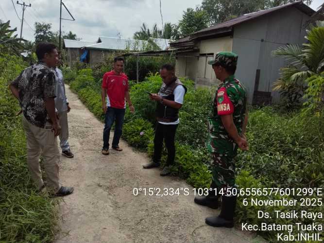 Babinsa Koramil 12/Batang Tuaka Laksanakan Komduk Survei Lokasi Pembangunan Koperasi Merah Putih di Desa Tasik Raya