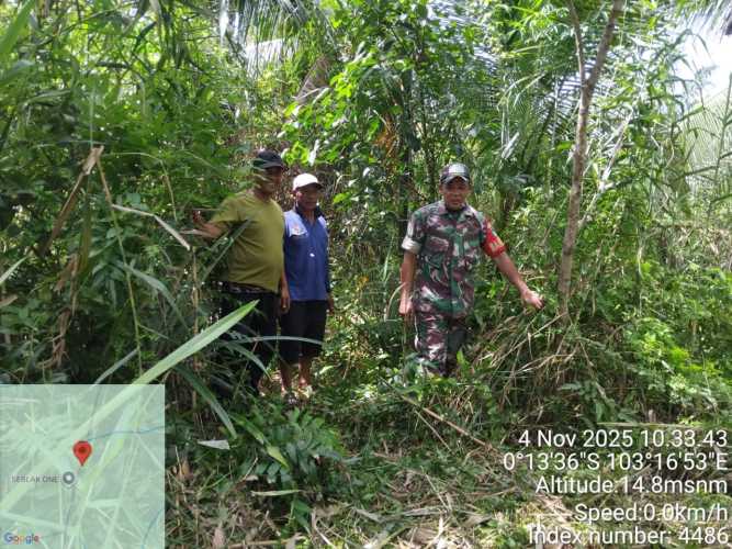 Babinsa Koramil 12/Btk Gelar Patroli Tapal Batas, Wujud Nyata Perlindungan Hutan dan Lahan di Sungai Piring