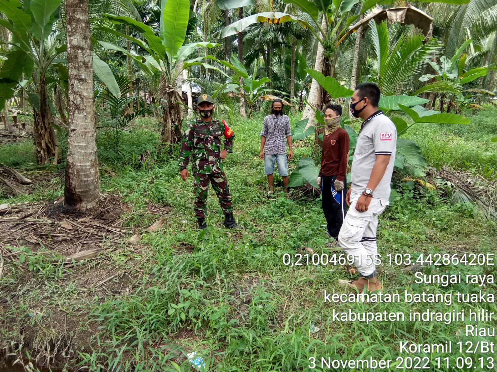 Serka Hepi Martison Babinsa Koramil 12/Batang Melanjutkan Patroli Areal