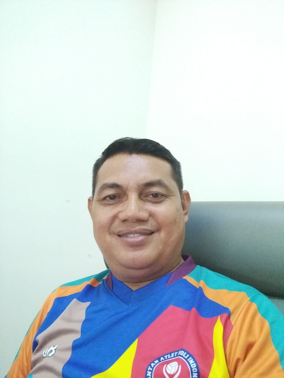 Mavi Inhil Lakukan Coaching Clinic di GOR Tasik Gemilang