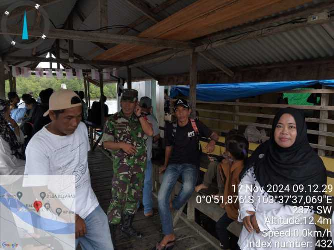 Di Pelabuhan Desa, Serma H. Situmorang Mengajak Warga Tidak Golput