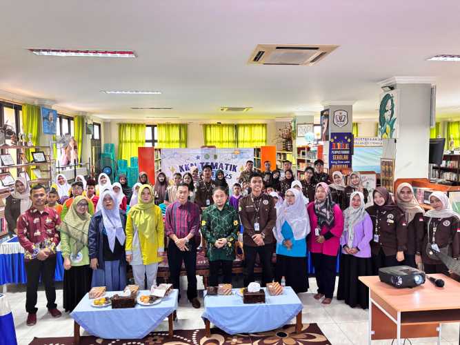 Semarak KKN Tematik Literasi 2025 UNRI: Kobarkan Semangat Literasi Menuju Indonesia Emas 2045 di Tembilahan!