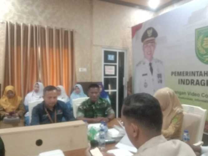 Peltu Jaharzam Wakili Dandim 0314/Inhil Hadiri Rapat Koordinasi TPID dan Launching Buku Anti Korupsi