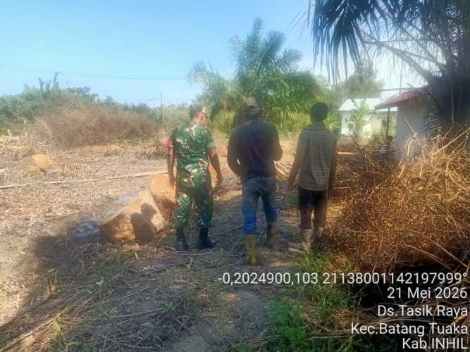 Babinsa Tasik Raya Perkuat Jaringan Penjaga Tapal Batas